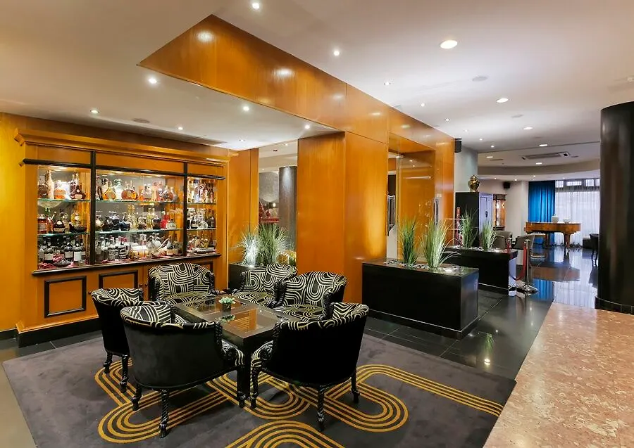 ****  Hotel Mundial Lisbon Portugal