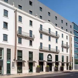 4* Отель Doubletree By Hilton Fontana Park